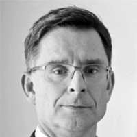 Dr. Alexander Hauenschild